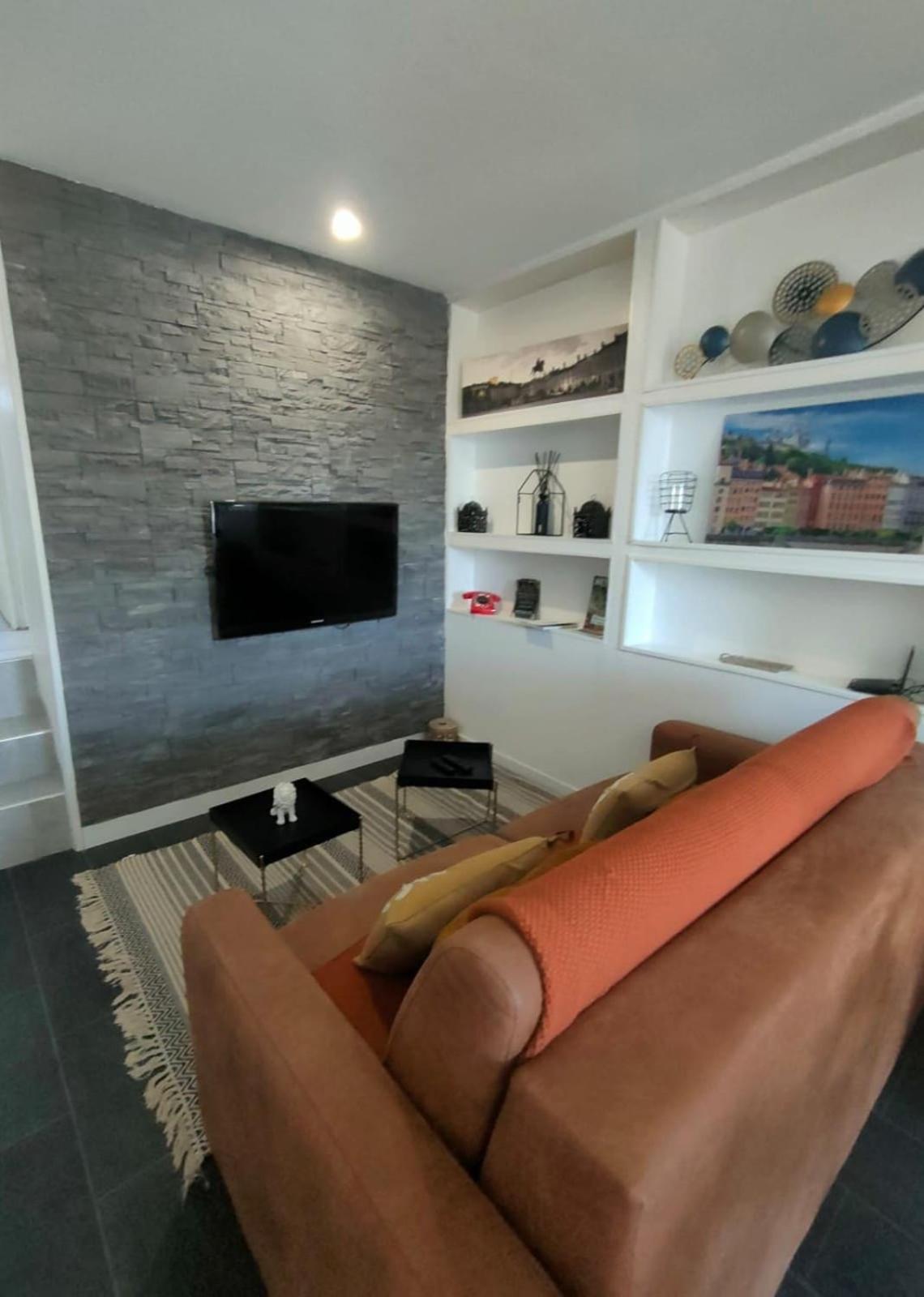 Le Petit Cocon - Parking Prive - Lyon Sud Apartment *